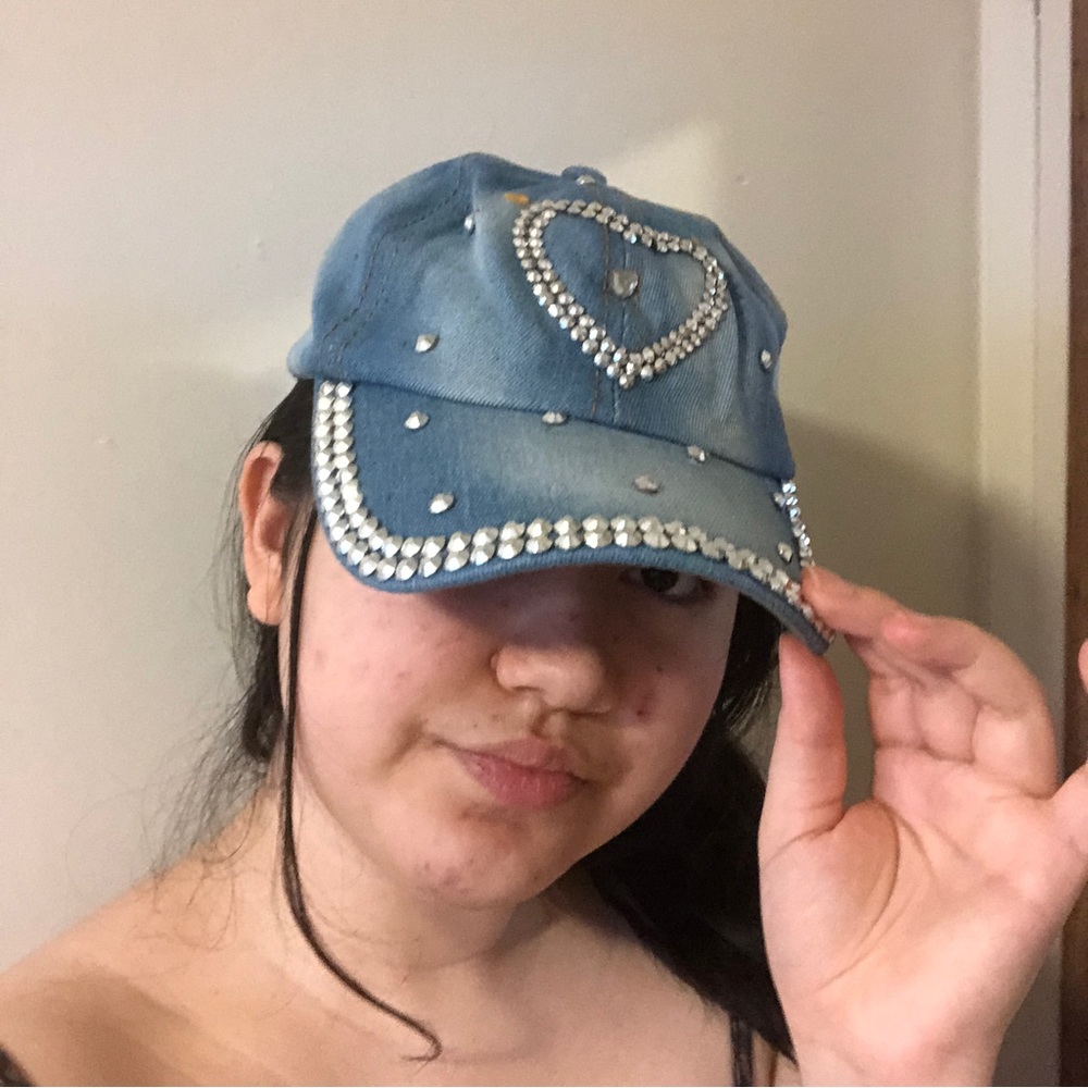 Blue Cap - Picture 6 of 6